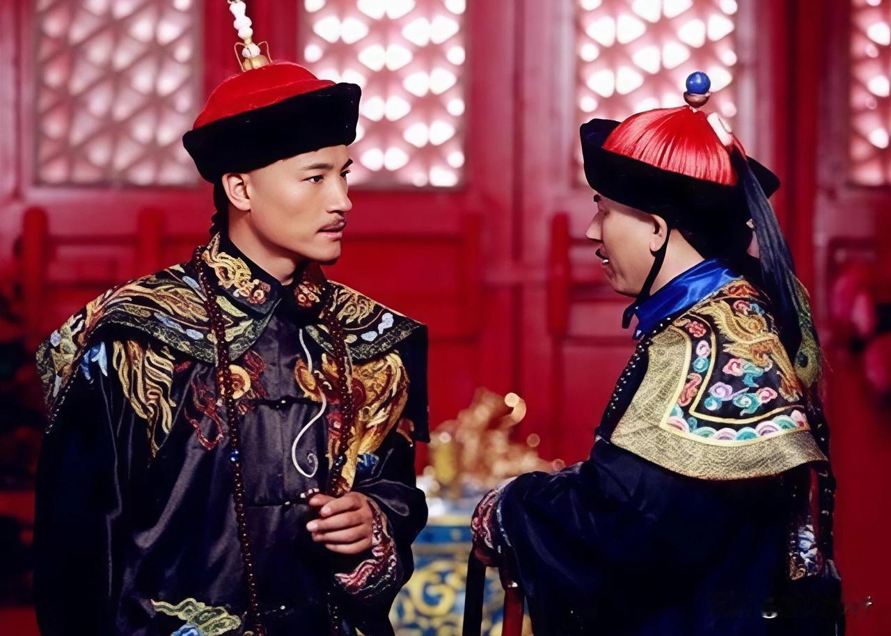 民间传闻清朝康熙出生时患天花而亡，洪承畴将自己的儿子“狸猫换太子”，换成了康熙，