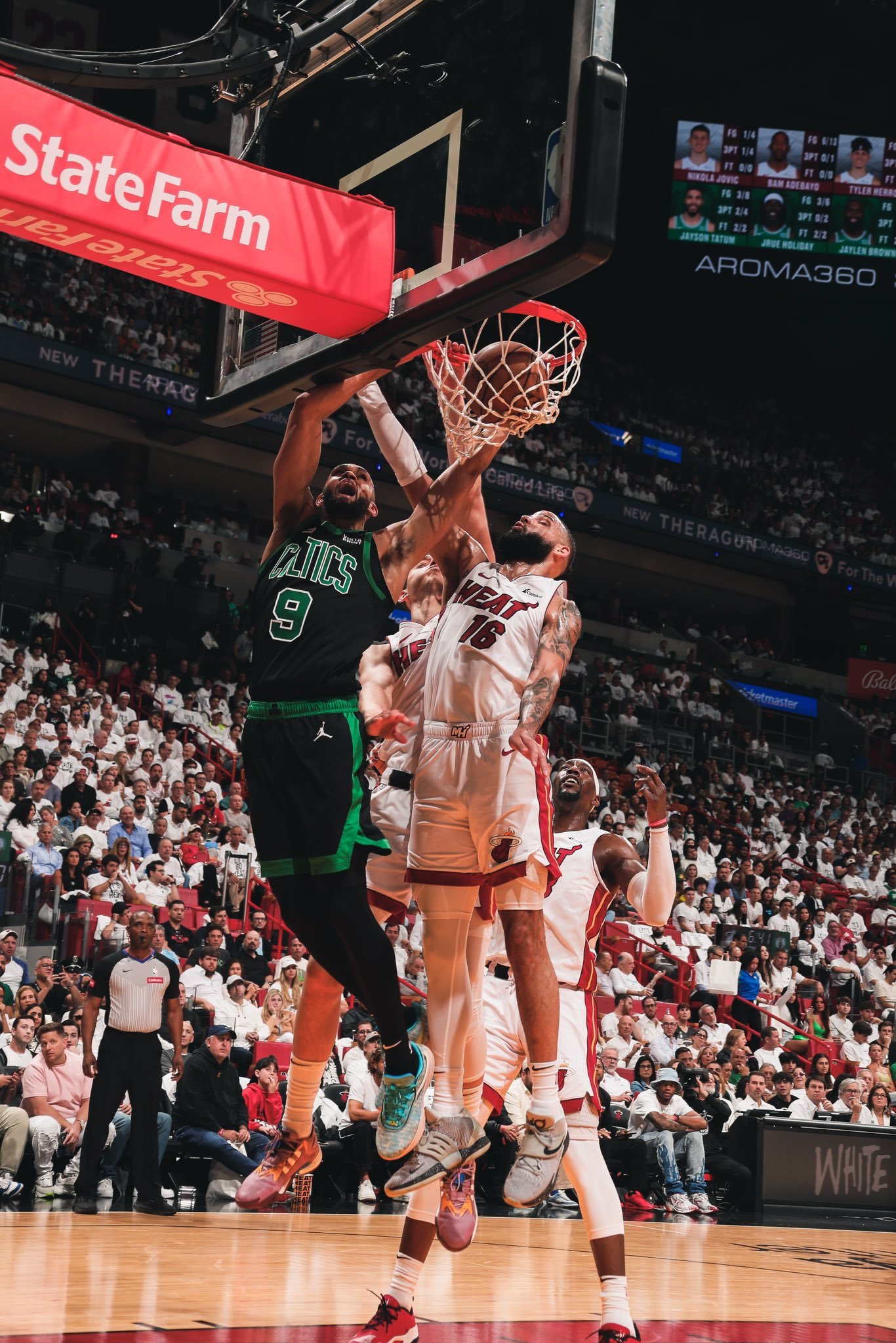 Derrick White😤 ​​​