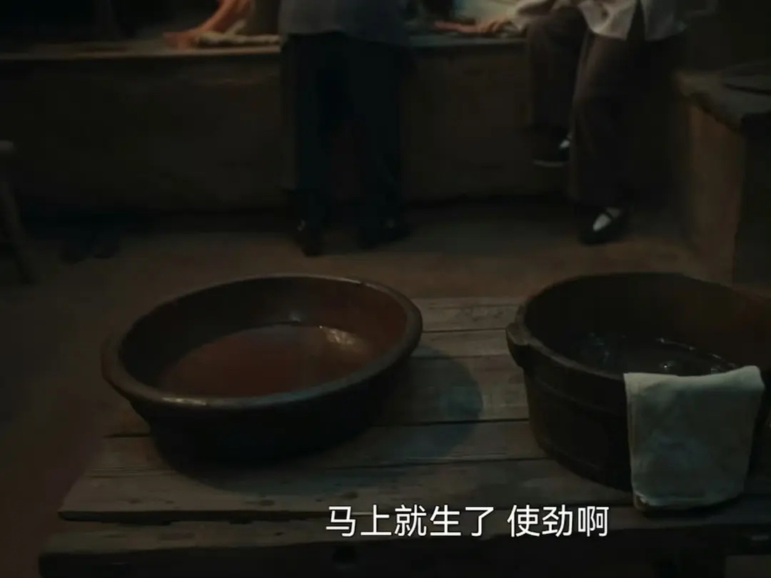 《生万物》为什么要给宁学祥这么多床戏呢，吓死俺了，银子也太惨了，这编剧有点美化地