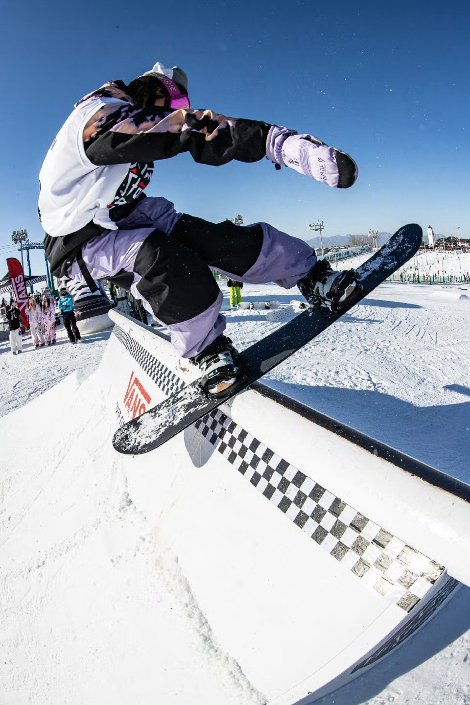 #范儿是全部#Vans Hi-Standard 国际单板滑雪公园系列赛于南山滑雪