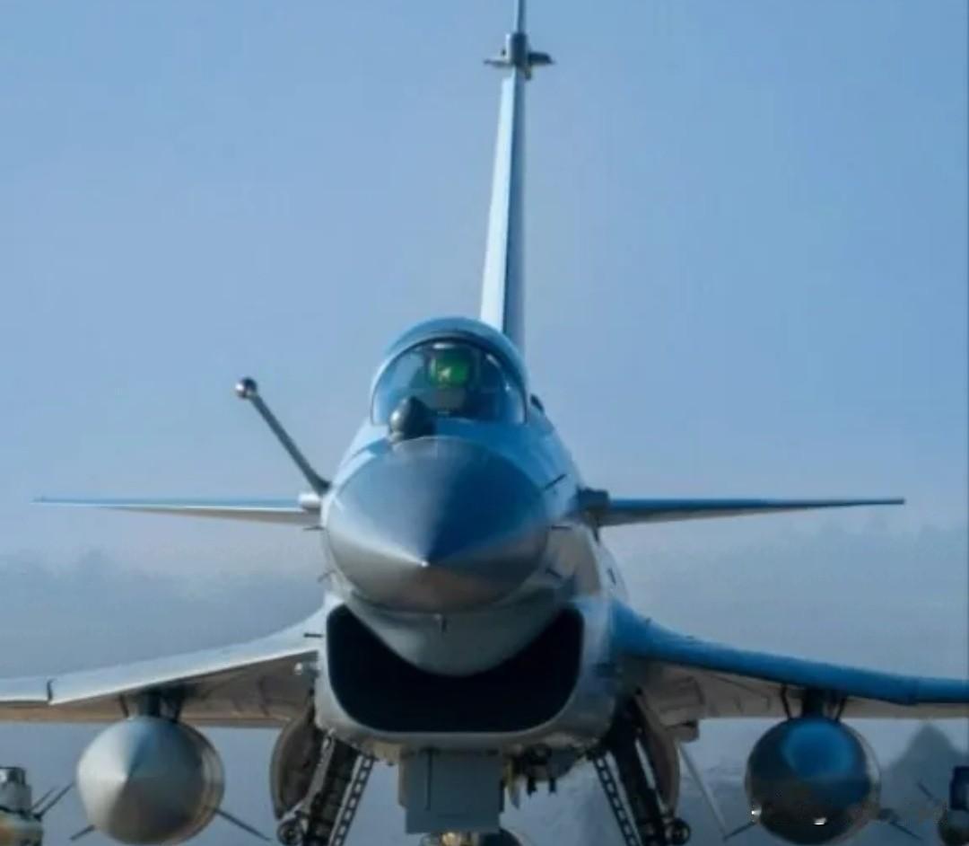 歼-10C实战封神却遇冷，买家集体"放鸽子"藏着大猫腻
 
歼-10C实战零损失