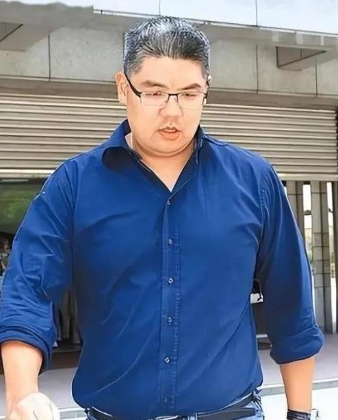 连胜文现场听到“亲美友日和中”，直接起身离席！连胜文，台湾政坛的“名门之后”，在