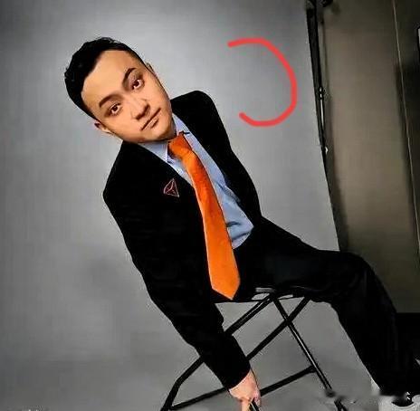 孙割真的出手了，
速度快得惊人，
我今天已经中招，不知道其他人情况怎么样？
据官