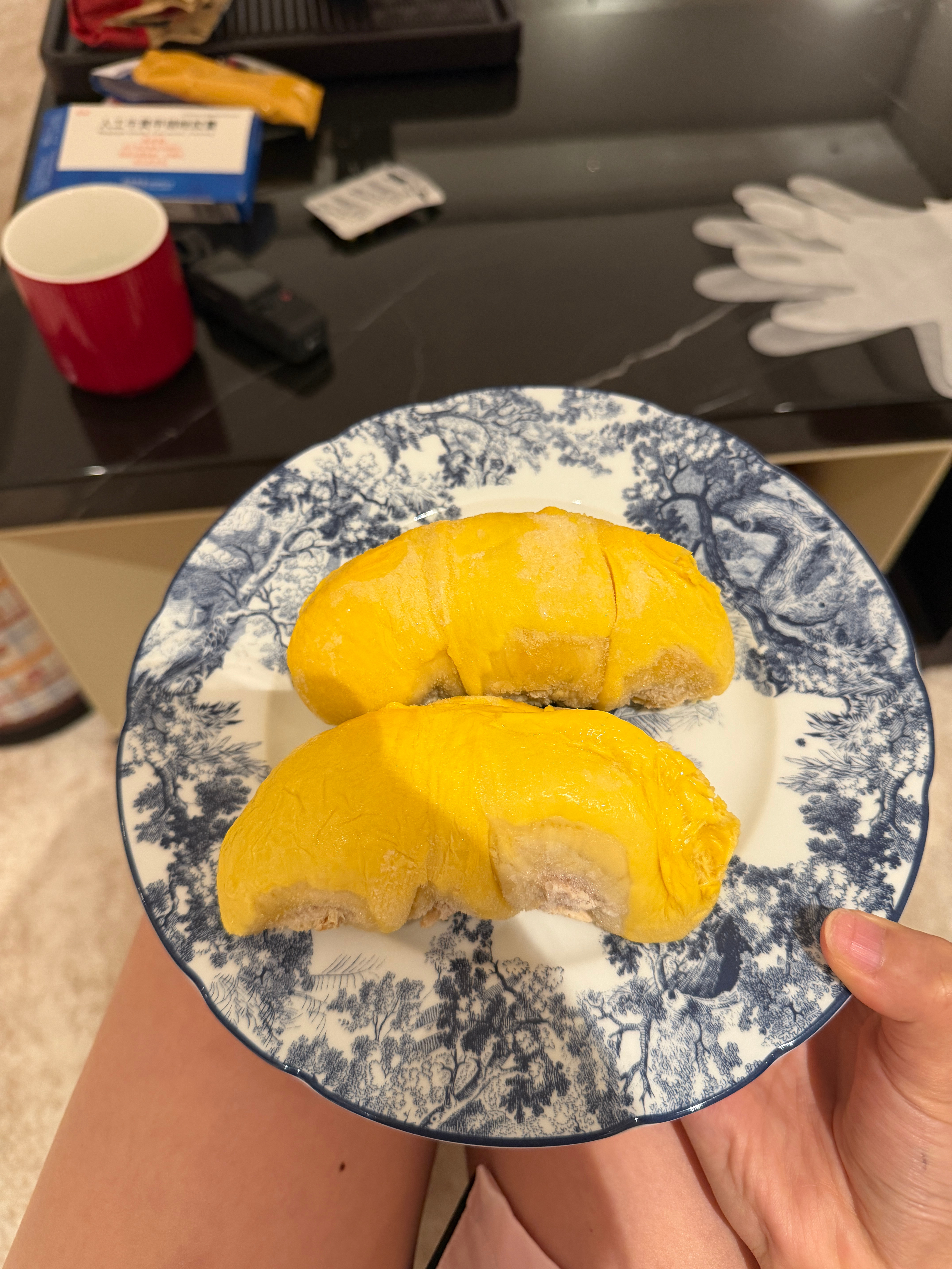 又在吃榴莲