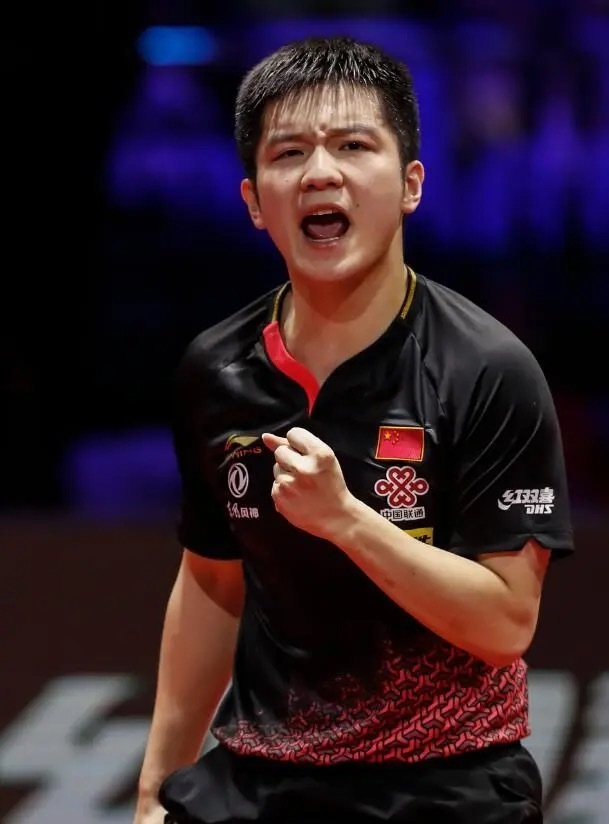 FZD樊振东赛场内外纯粹的赤子气 