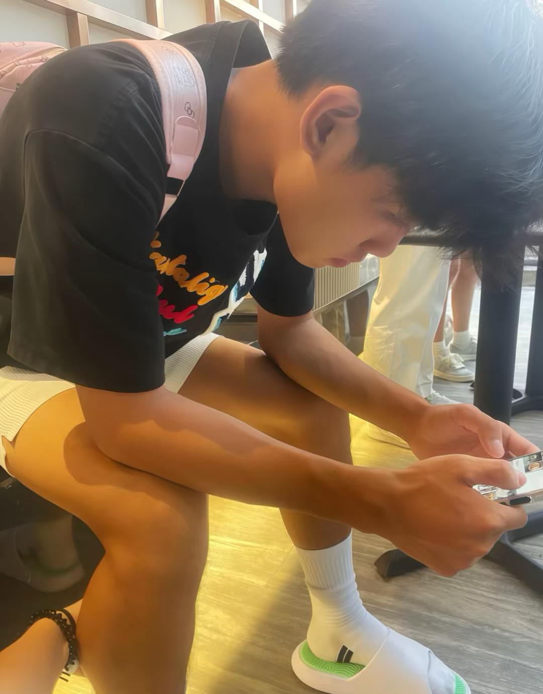 你哪里可以穿短裤了吗