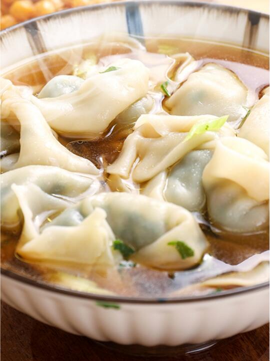 素馄饨，一个字，鲜吃完还想再来一碗！