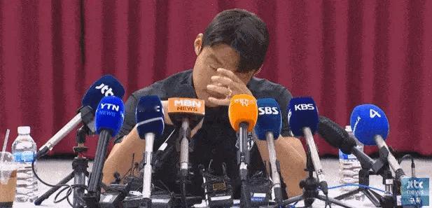 针对孙准浩“被迫承认指控”和“收金敬道钱是互相借钱”等申辩，外交部迅速回应。中国