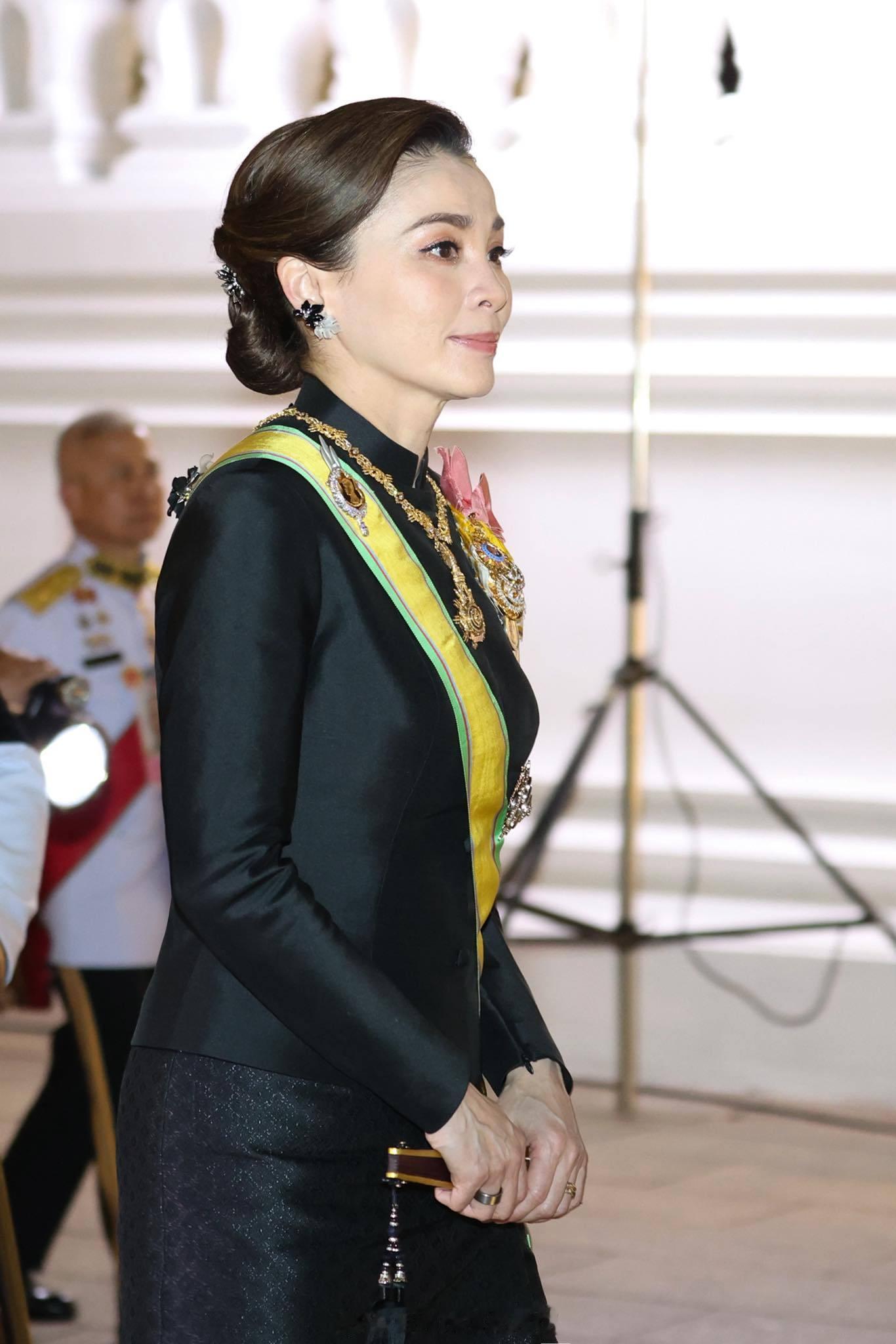 王室王室泰国王室素娘娘 2025年12月8日，狗哥素娘娘出席拉玛六世逝世一百周年