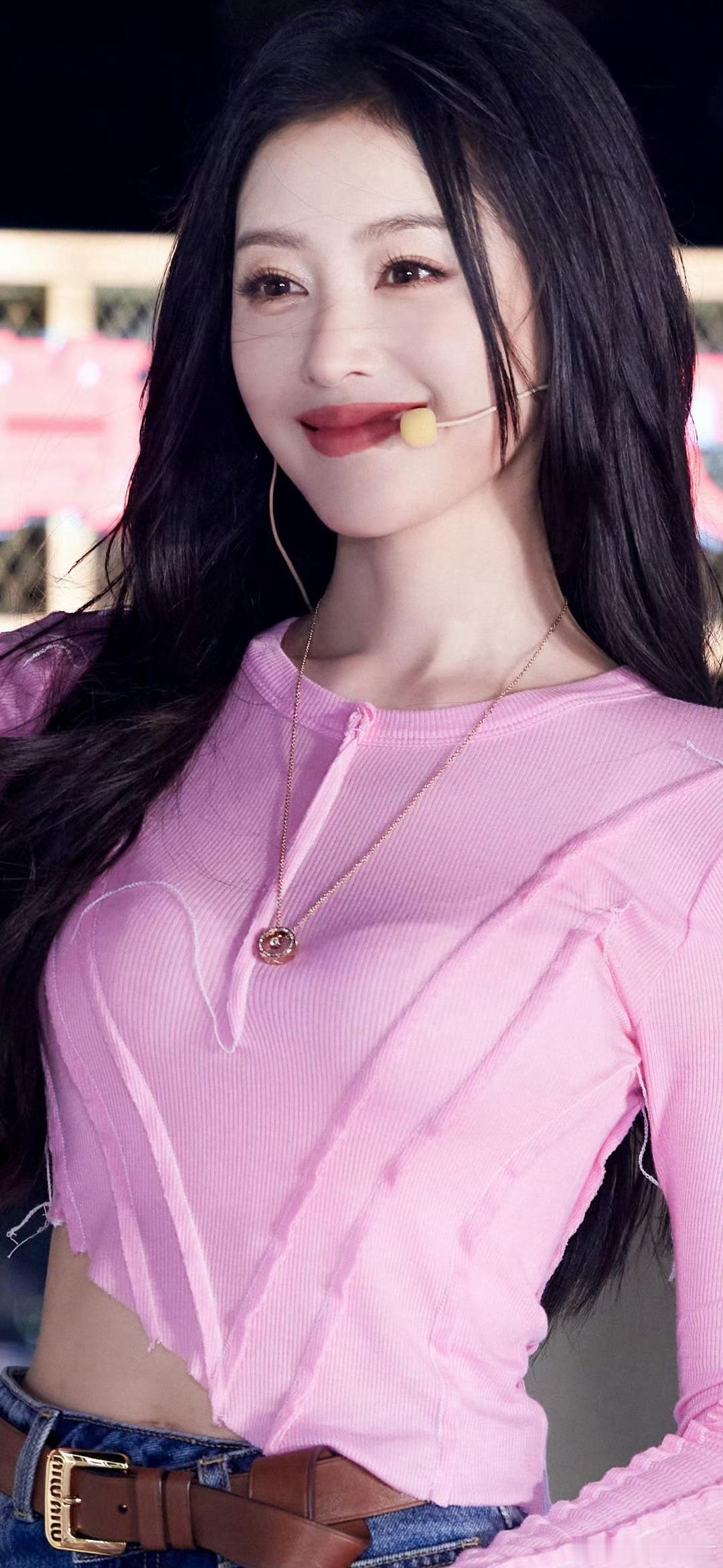 张天爱白色的