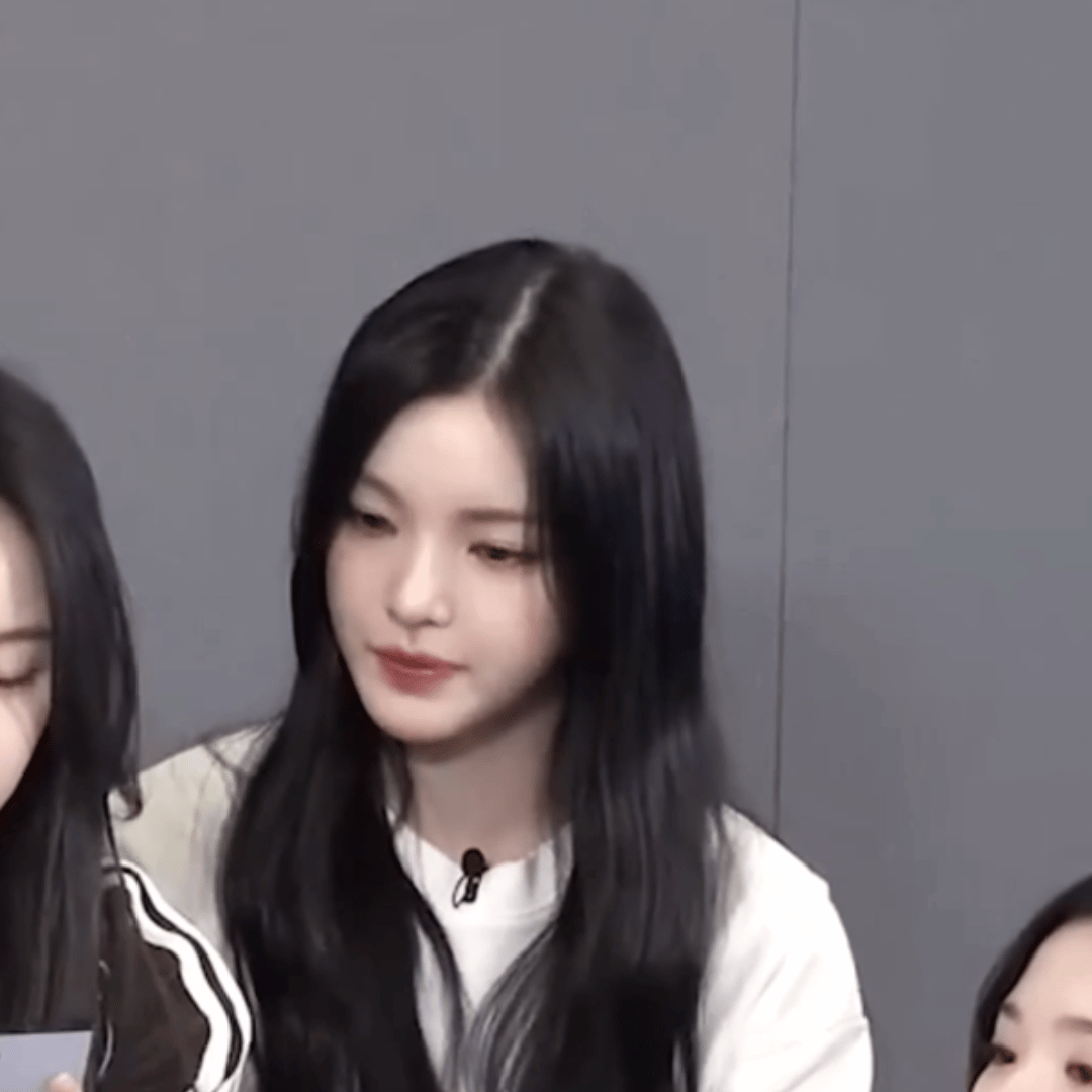 在新人美时期就已经是我姐姐了 ​​​