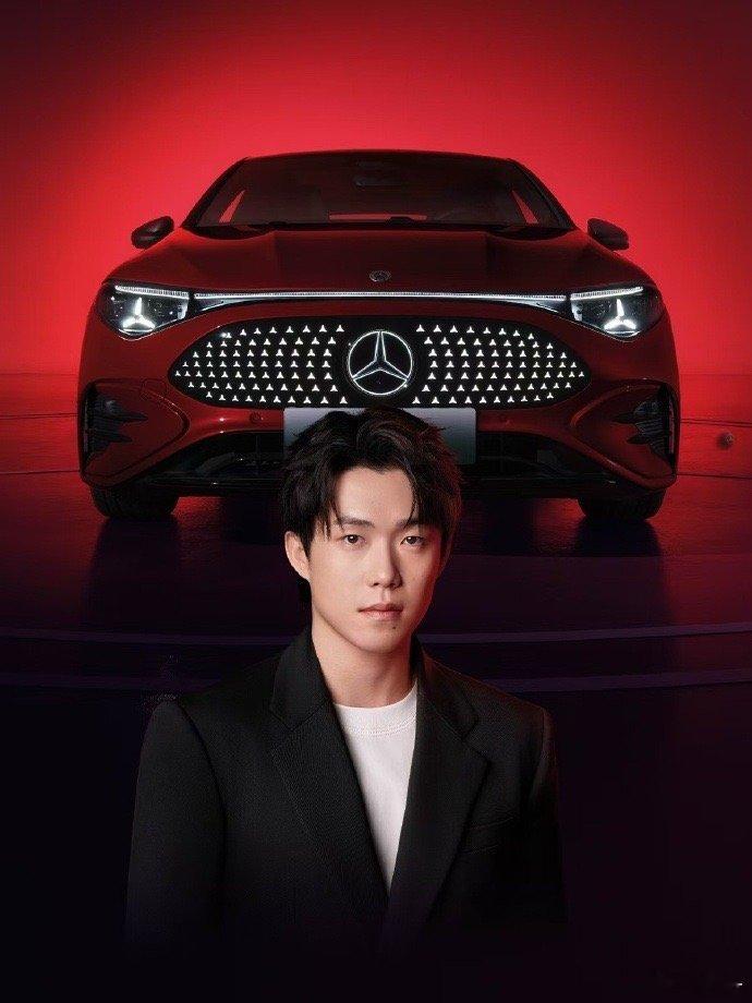王楚钦奔驰磕到了全新奔驰纯电CLA  哇，即将出战全运会的王楚钦，帅气亮相全新奔