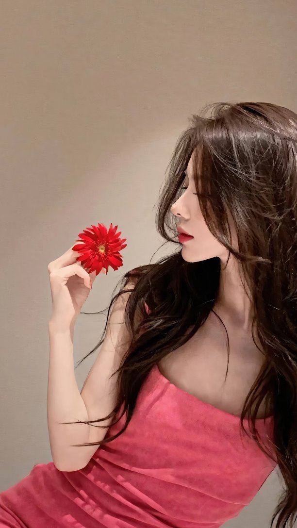 𝑺𝒉𝒂𝒓𝒆 ｜氛围感美女壁纸壁纸ins  ·ins手机壁纸简约可爱全屏