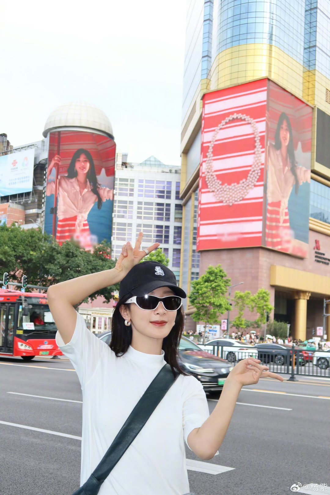 阿紫本紫apm大屏留个影 