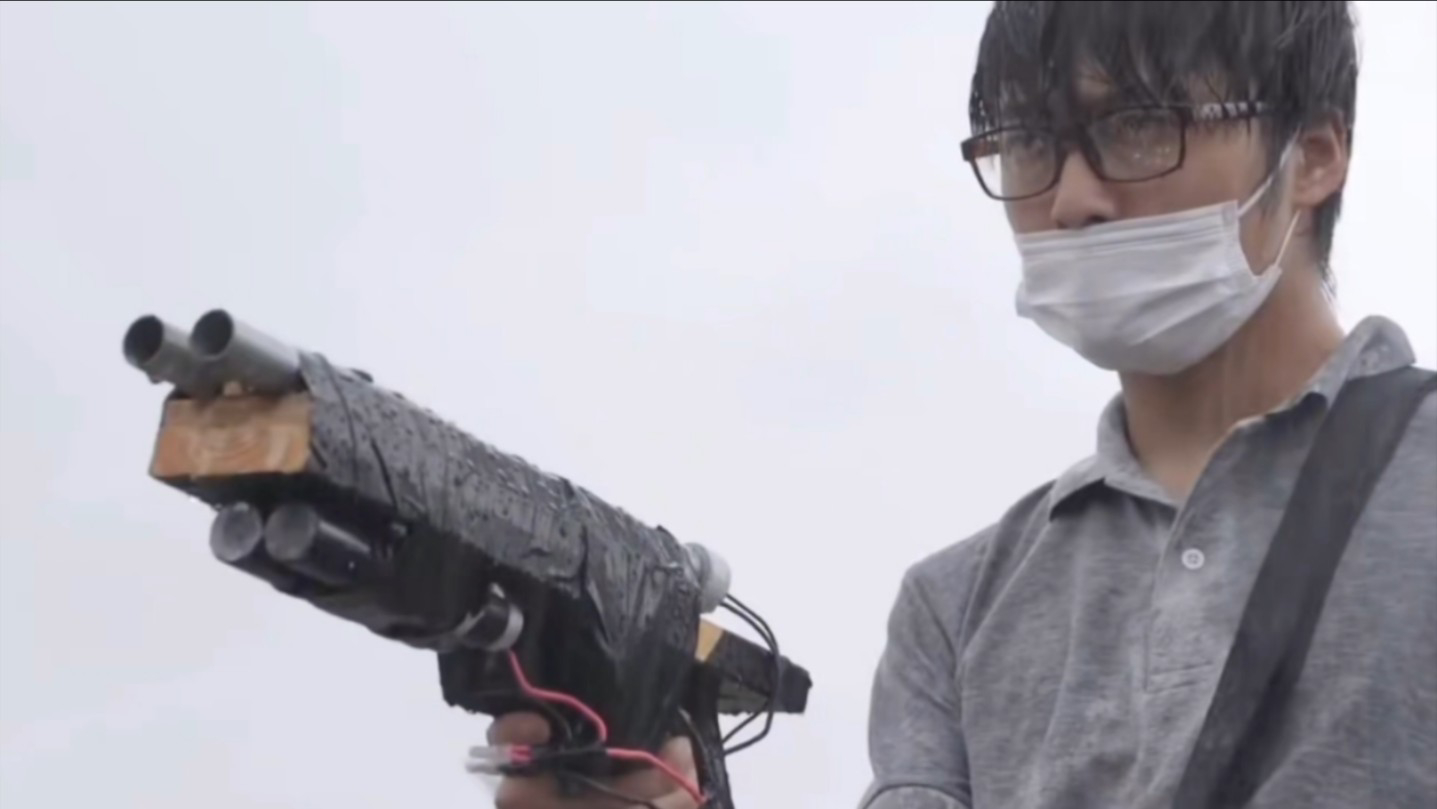 高市早苗否认南京大屠杀她号称安倍晋三接班人，现在日服第一男枪已经出手，等一个日服