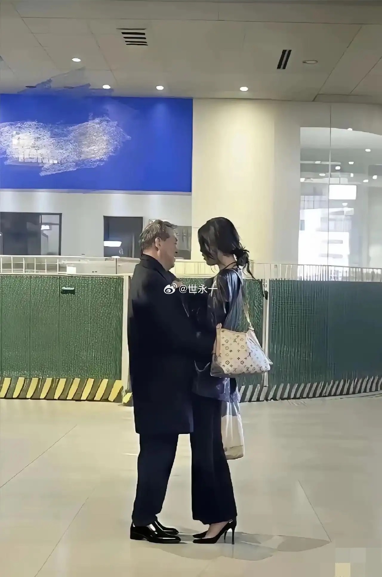 一个董事长，一个懂事，一个不贪财，一个不贪色！ 