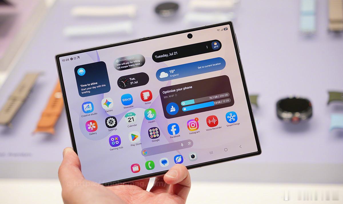 🔥三星首款阔折叠 Galaxy Z Fold8 正式发布｜全新4:3内屏形态✅