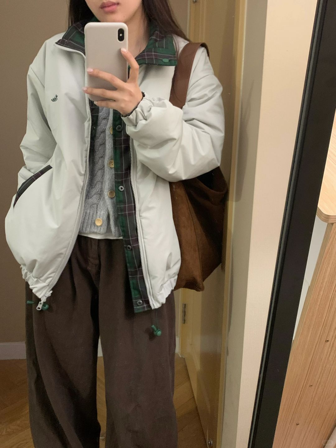 这样搭配还挺复古