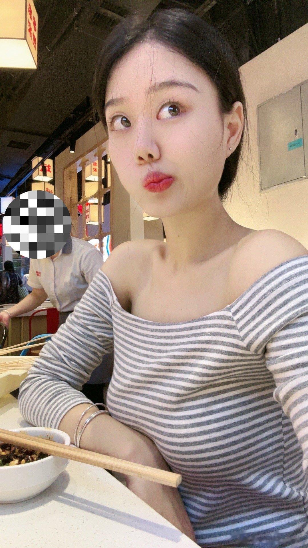 嘴角比ak难压 ​​​