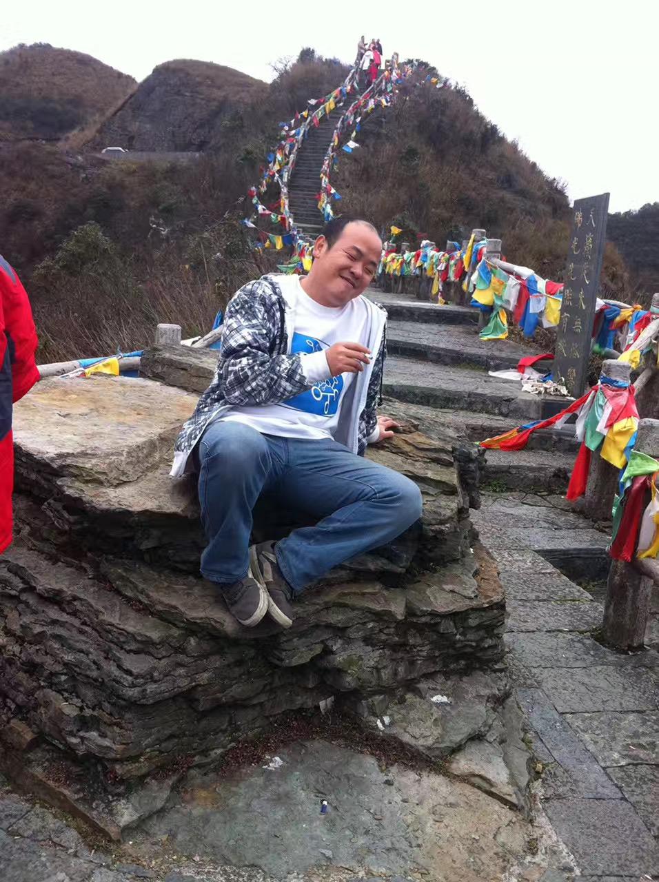 给徐云、巧克力直播间刷礼物有阴谋论追求论？

徐云的直播，那是出了名的“千年的王