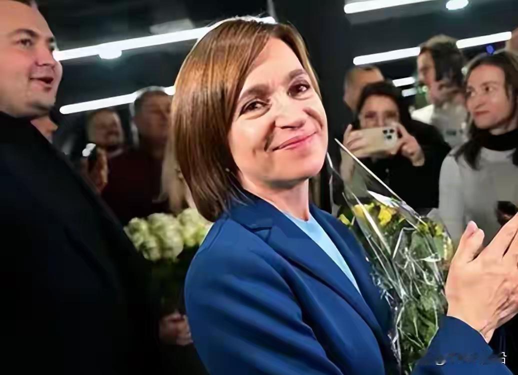 特朗普吞并格陵兰岛吓坏桑杜，摩尔多瓦并入罗马尼亚？
    特朗普意欲不择手段吞