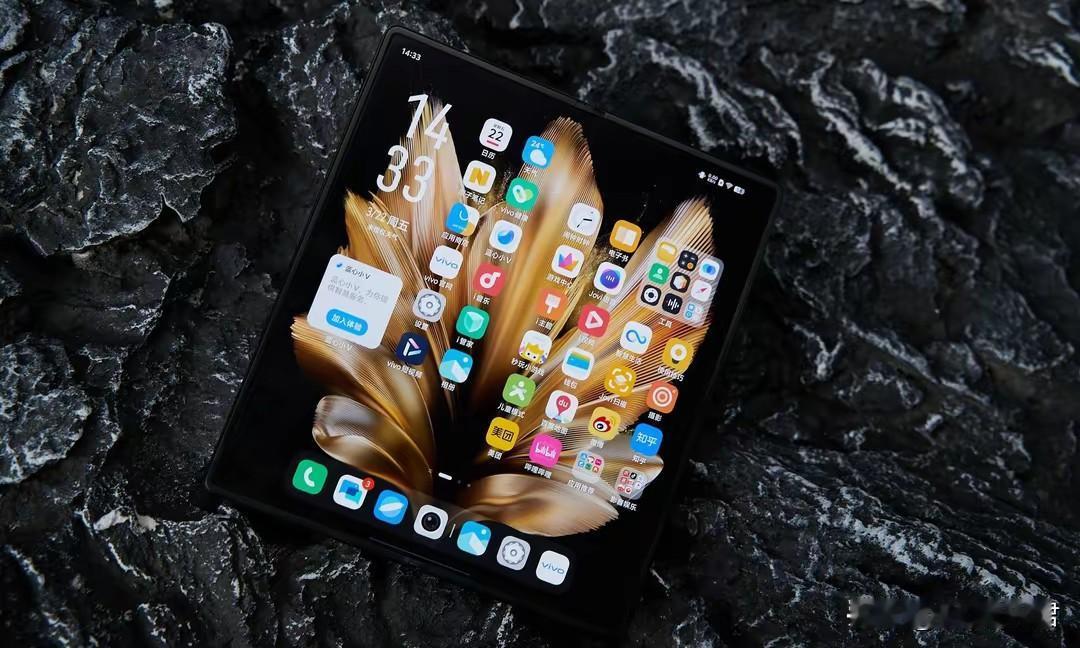折叠屏对决！荣耀Magic V5 vs vivo X Fold5：谁才是2025