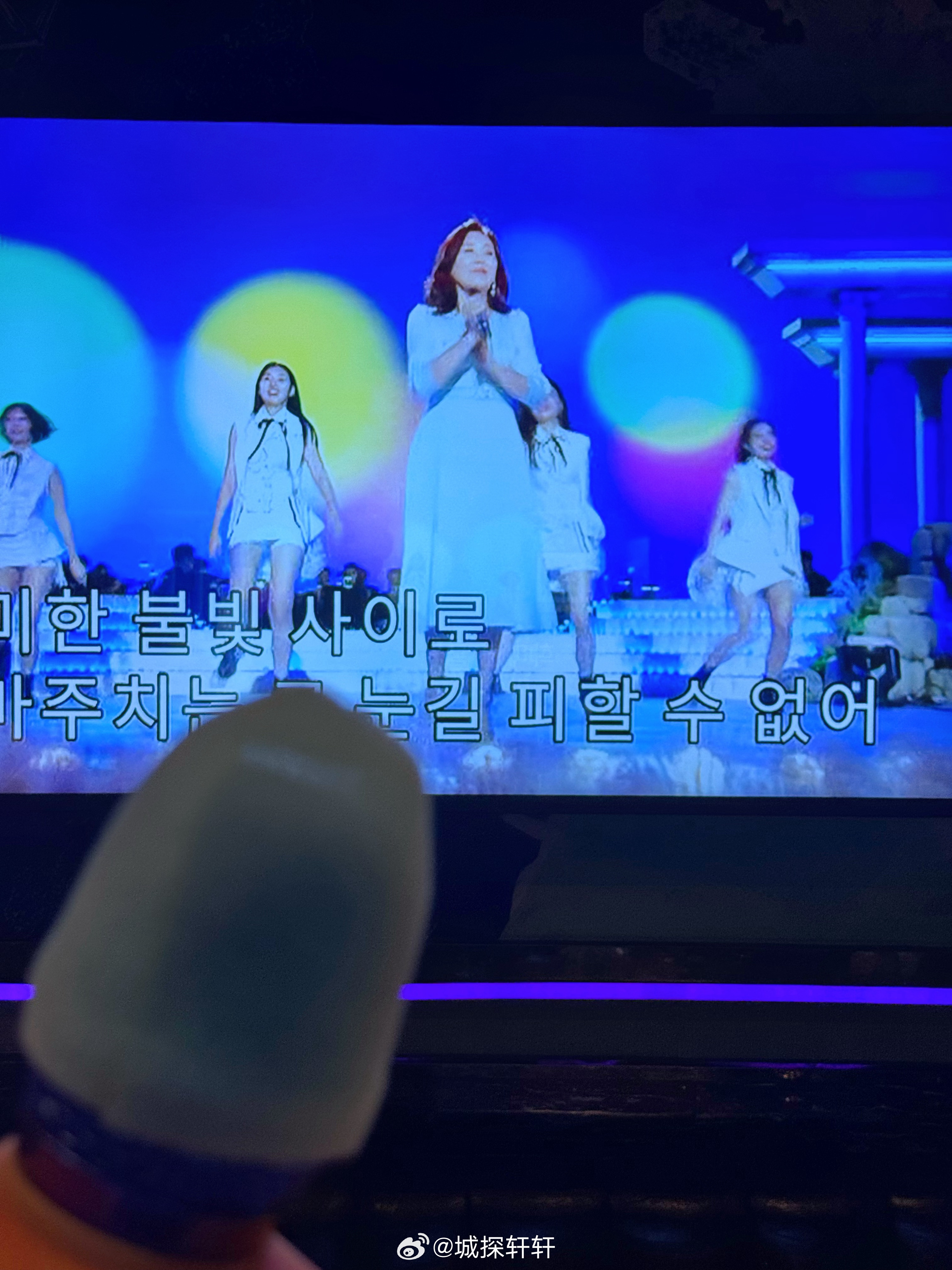 杭州我的日常plog 今晚第二场在银乐迪唱歌时，突然觉得这家ktv也可谓是陪伴着