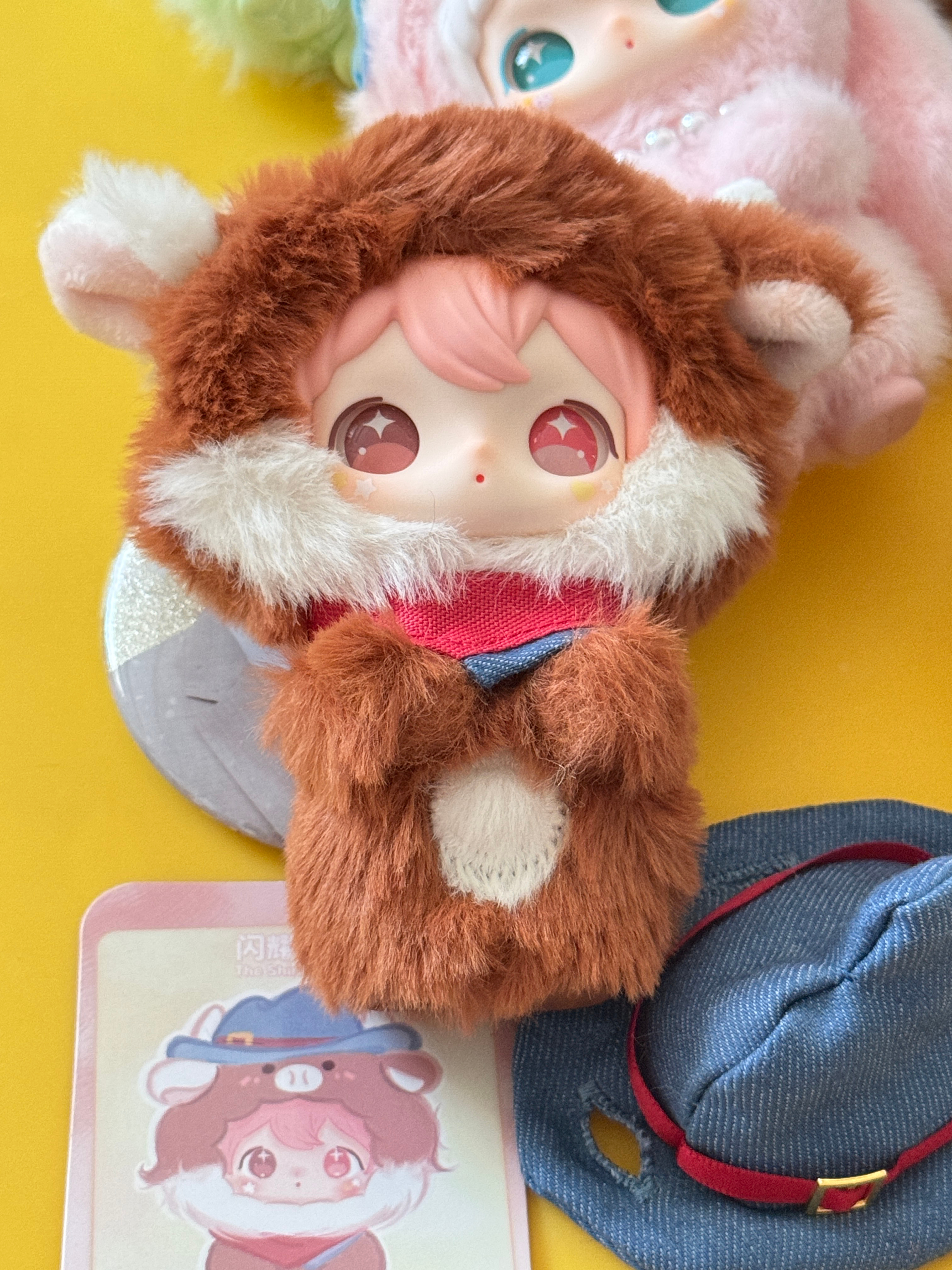 我的小牛耳朵怎么是两种颜色的呀 你们的也这样么嘿嘿 粉色刘海的翘屁嫩牛 帽子居然