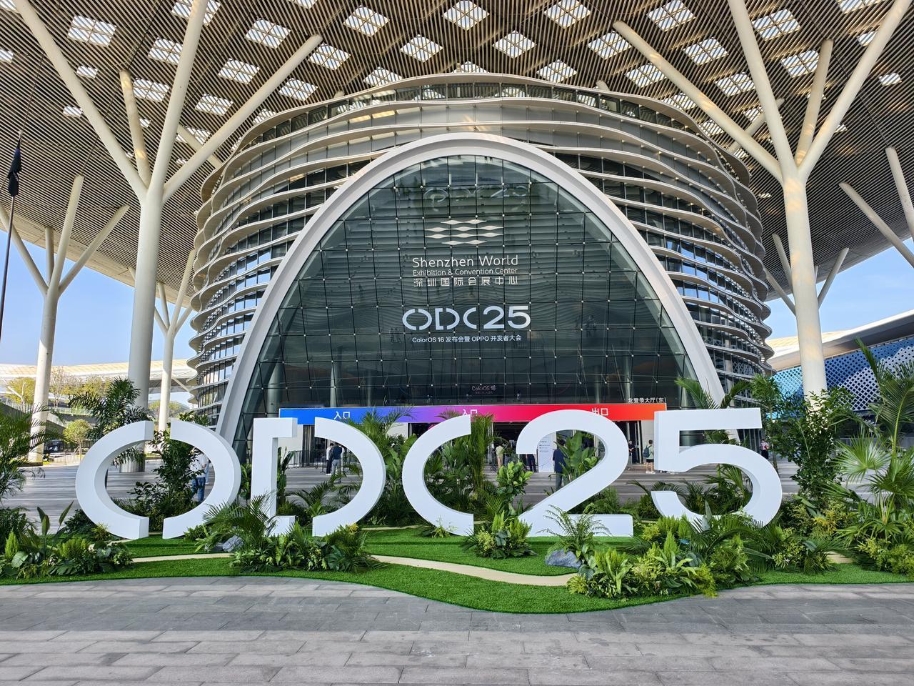 “机圈德芙”ColorOS 16来了，流畅本色、AI出色，OPPO Find X
