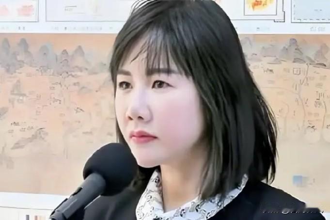谢衣凤二次表态，口气明显硬了
谢衣凤这回是第二次出来说话，头一回就简简单单四个字