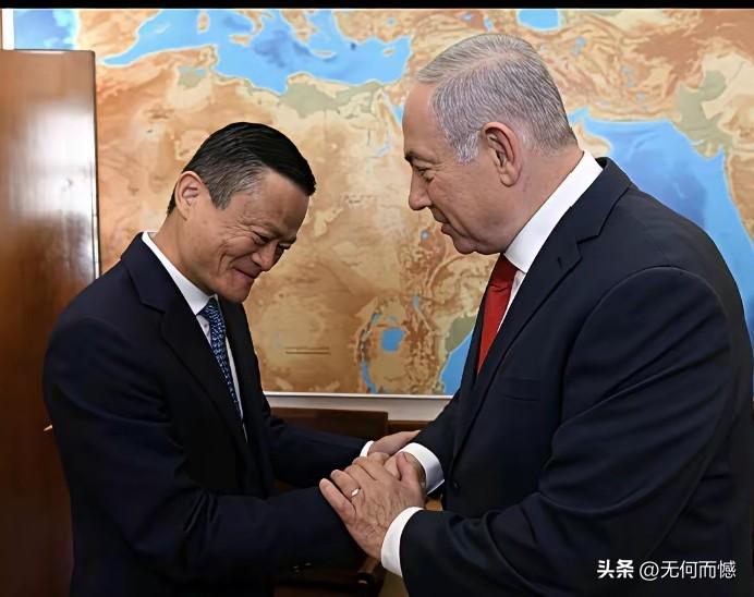 马云在内塔尼亚胡面前，表现的彬彬有礼，非常的谦卑，体现了较高的素质，通过照片能够