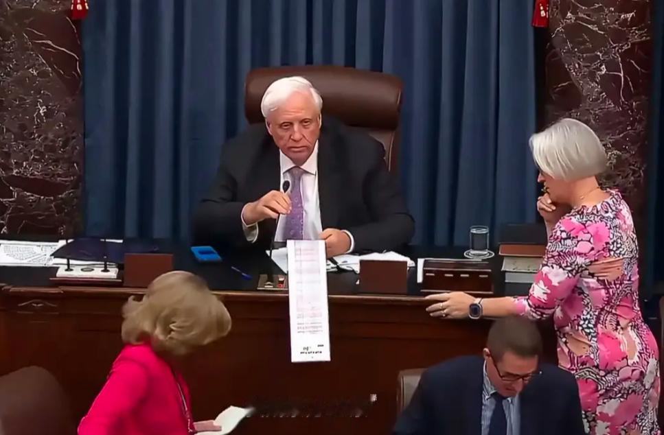 美国国会参议院以40票赞成、59票反对的结果，否决了停止向以色列出售武器的提案，