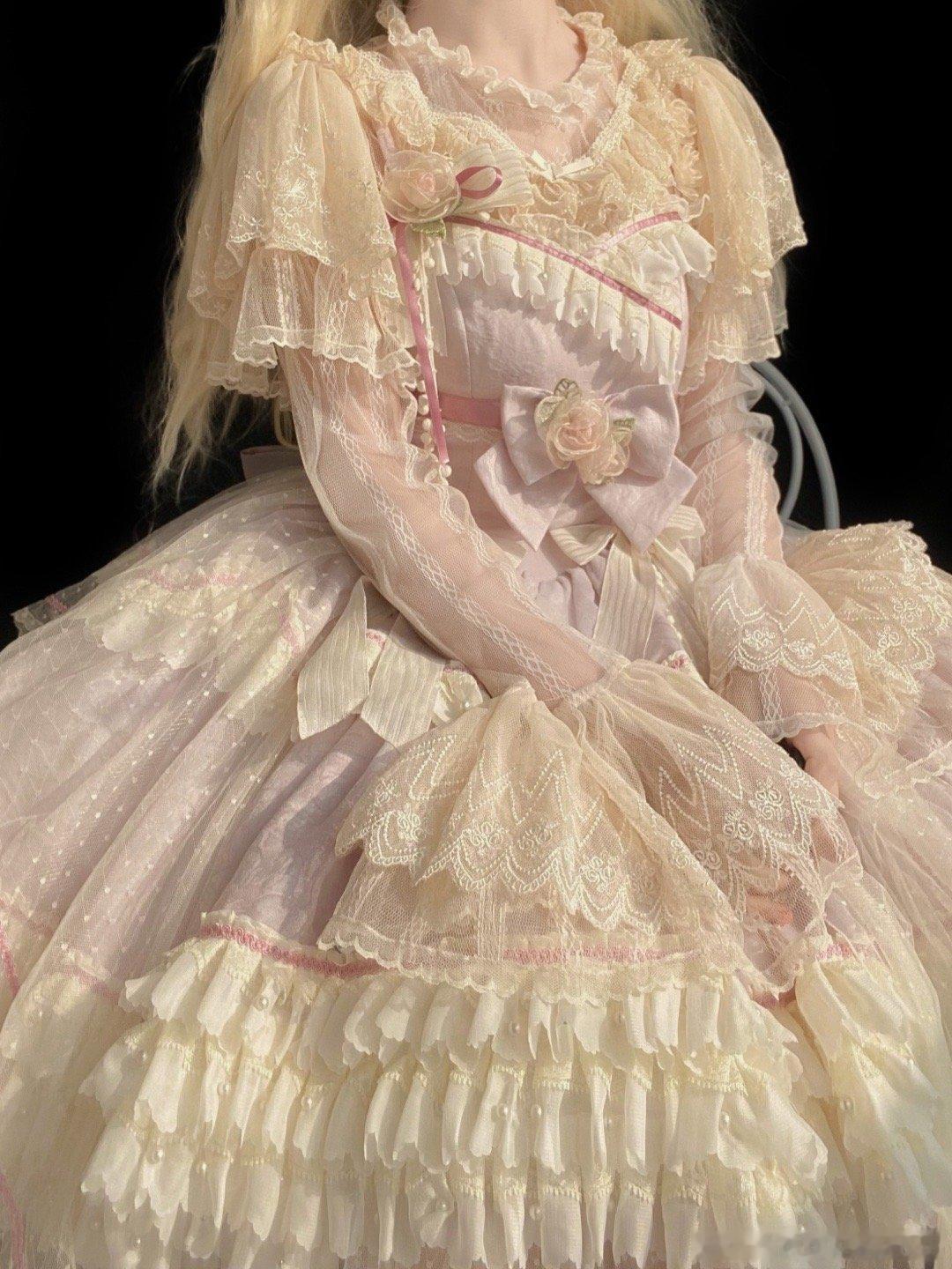 油画般的小裙子！#猫芮可[超话]##寻香山茶##lolita上新##lolita