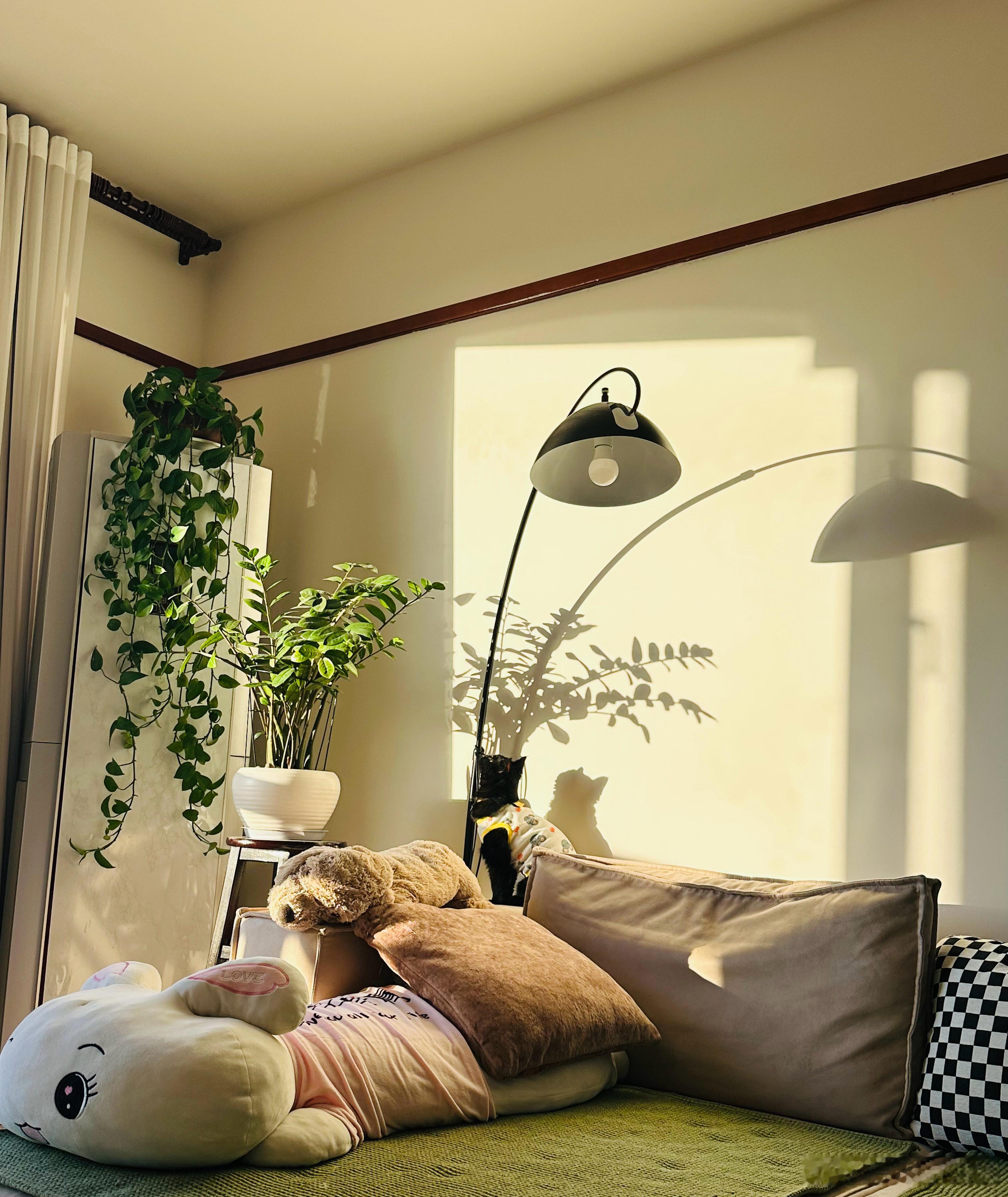 能够解决问题的智慧，从来都不在发生问题的层次中。 