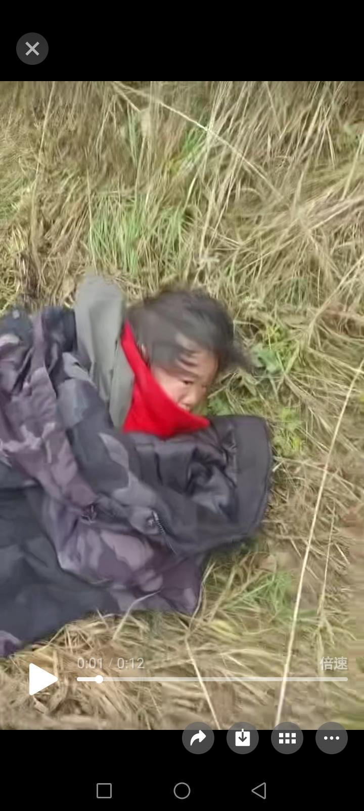 近日，辽宁建平一个四岁叫丁一的小女孩失踪的消息牵动了所有爱心人士的心！
庆幸的是