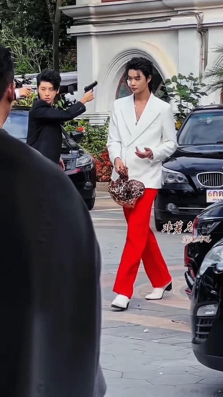 柯淳穿搭[泪奔] ​​​