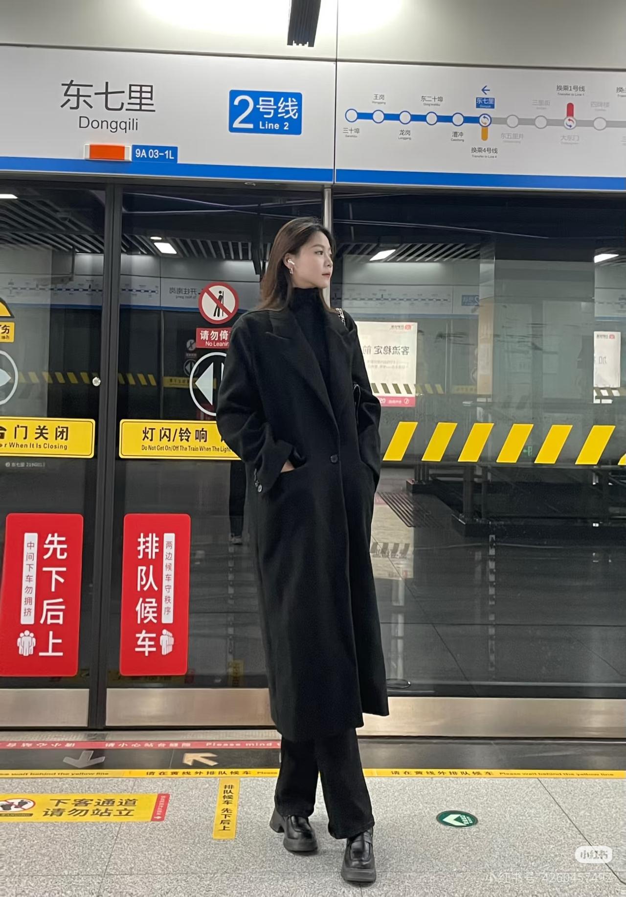 说实话，以你们的审美来看，女孩子长这么高，是优点，还是缺点？