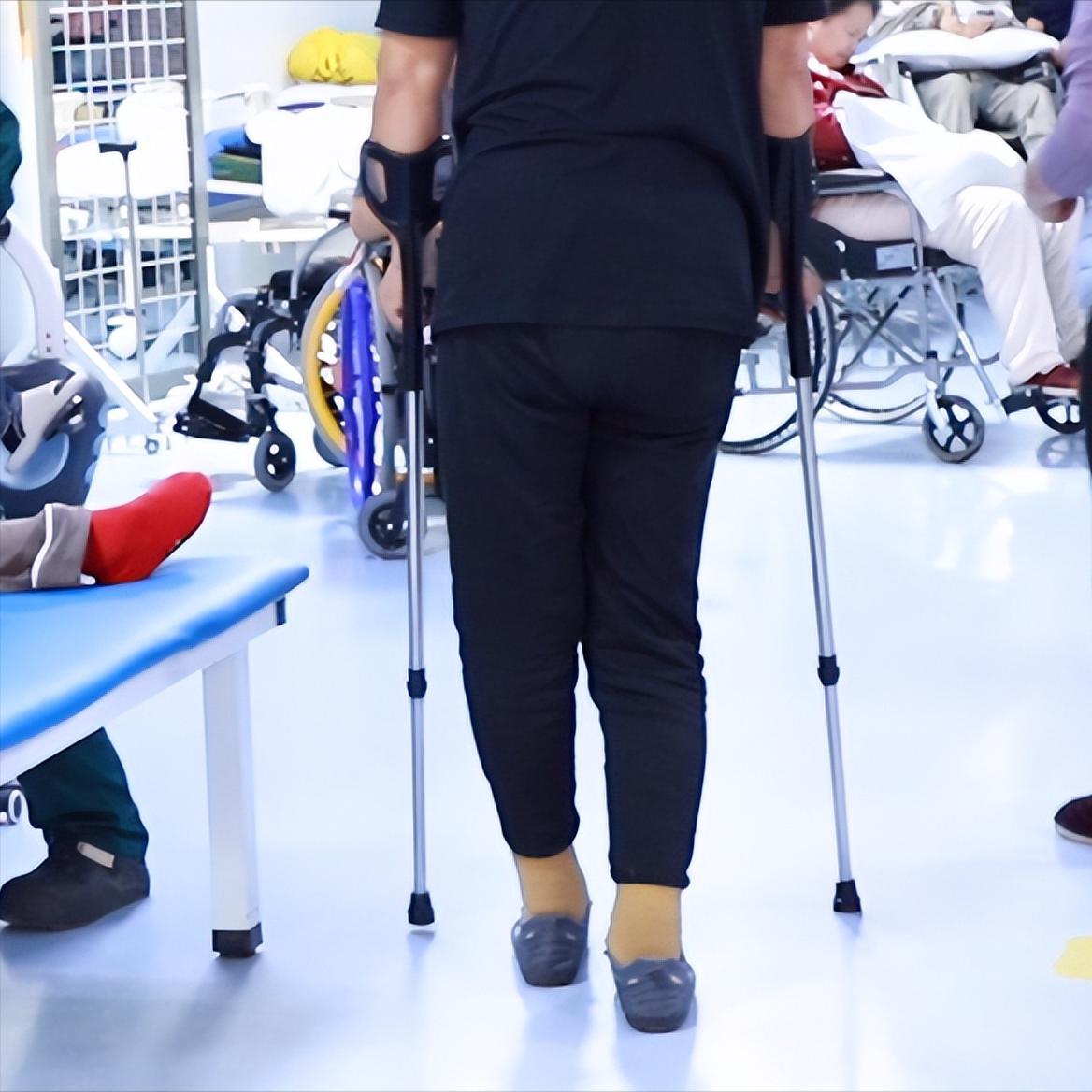 脊髓损伤后的六大困扰，你正在经历哪一种？

"我的双腿像不是自己的"——运动功能