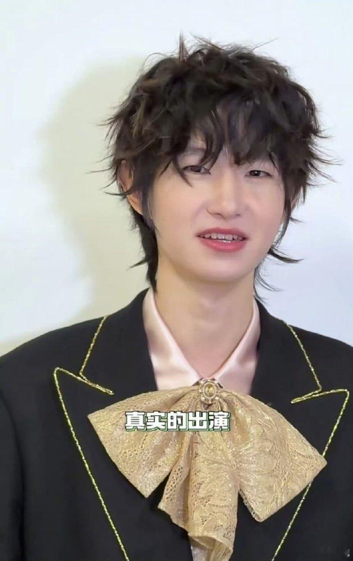 一诺灵儿勇闯芒果合伙人赛场并肩作战，综艺各自发光，一诺和灵儿的羁绊真的好戳人 