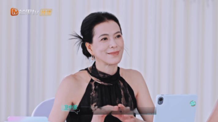 芒果素人恋综好像职场面试心动双重奏打破传统恋综套路，不再直接安排男女约会，前置长