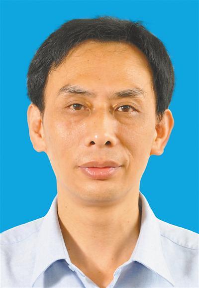 25年亲情坚守！电厂老党员用半生温柔，扛起全家风雨
 
柴方光，男，汉族，196