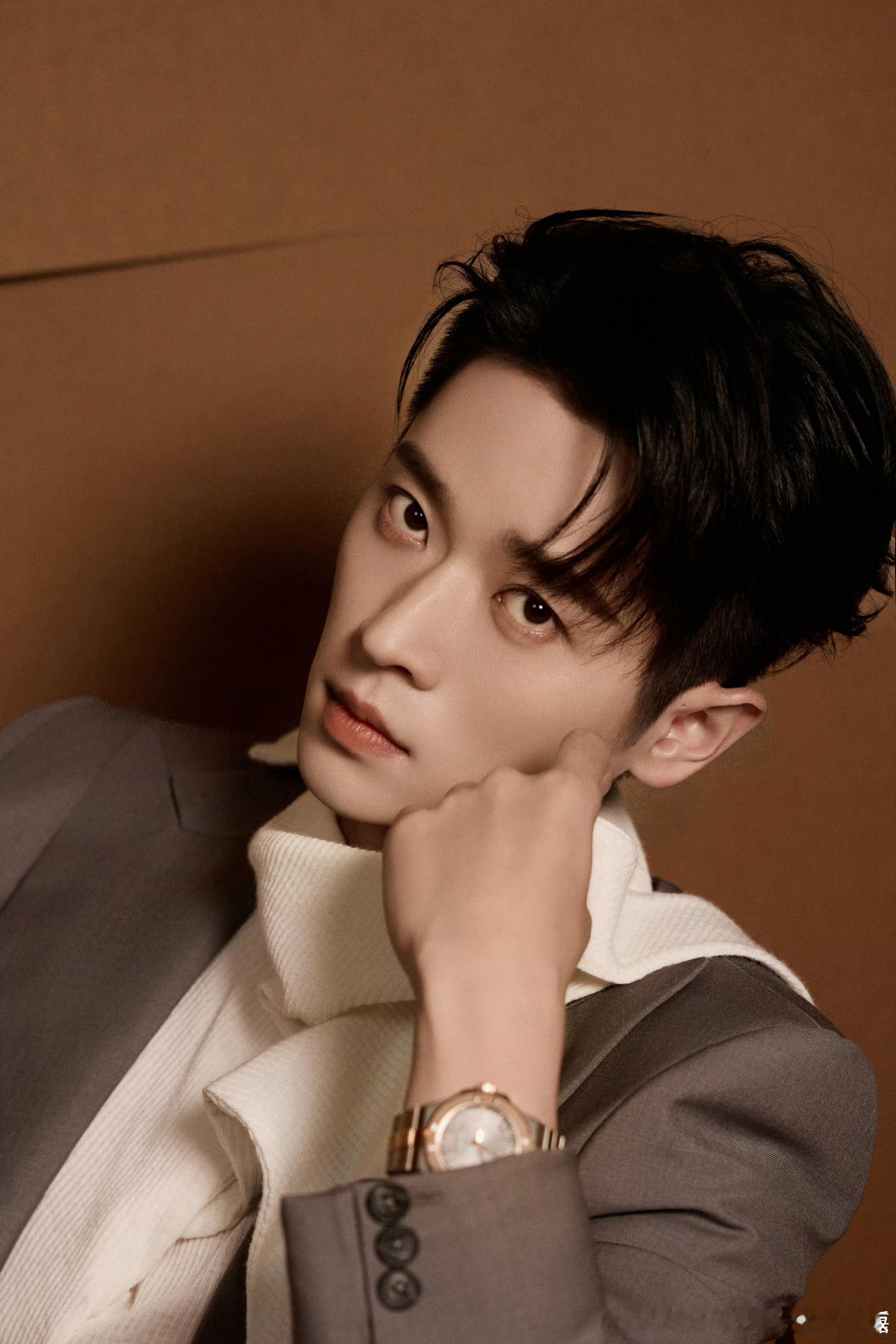 丞磊帅成这样成何体统我老公真就是硬气的帅 