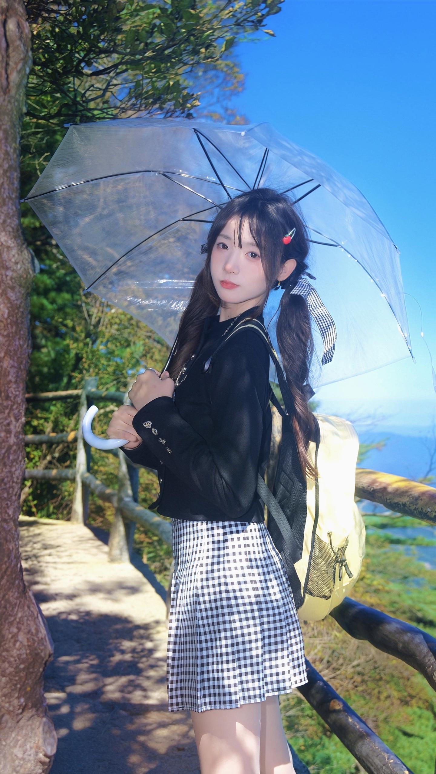 只身回望太匆匆 此生多少情与仇