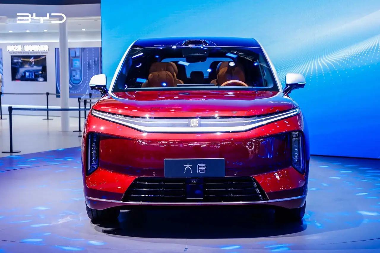 没想到，2026北京车展最火的三款大型旗舰 SUV :
1.理想L9 Livis