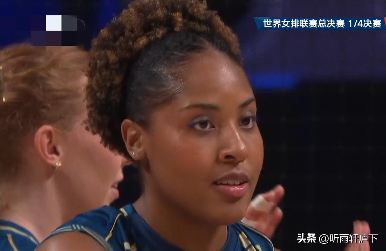 【战报】VNL总决赛1/4决赛
今晚巴西女排 🇧🇷 3-1 日本女排 🇯?