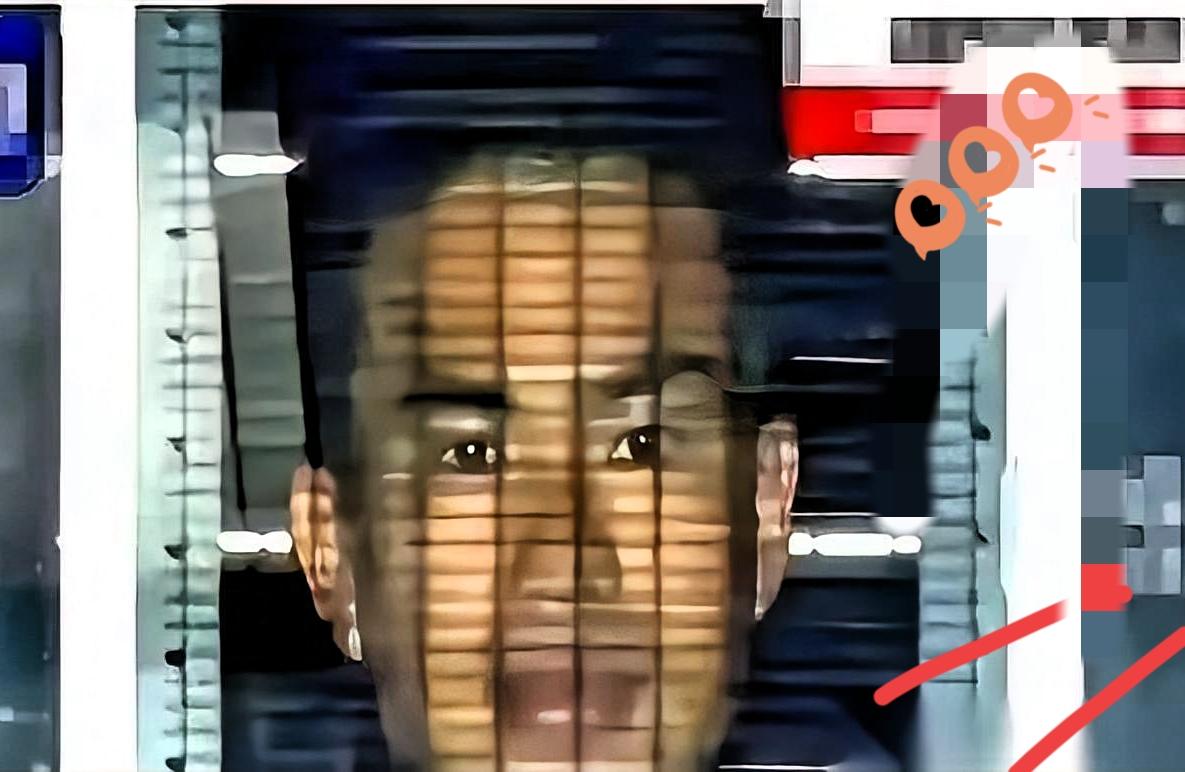 不得不说，这次闯馆事件最让人解气的，根本不是当场制服那个人。一个日本尉官，不惜千