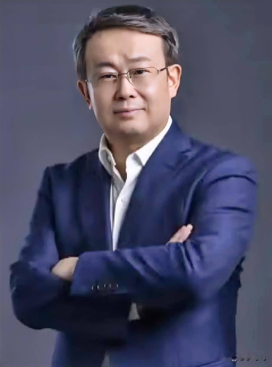 项立刚这次确实是把话说到位了，听着刺耳，但理儿是真硬。我就纳闷了，那些在国外待了