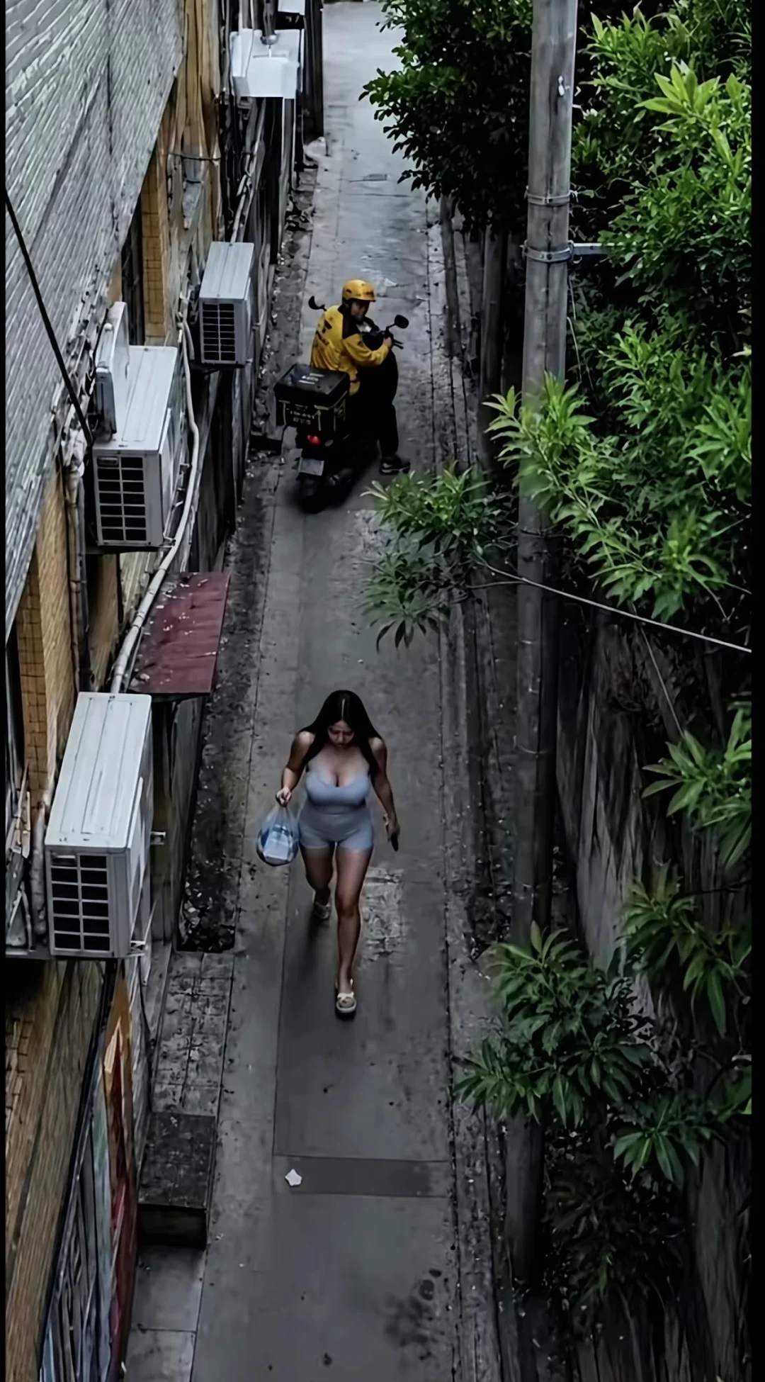 老吕，我快要撑不住了，夜夜失眠，实在没人倾诉，来向您求助。 	 我和老...