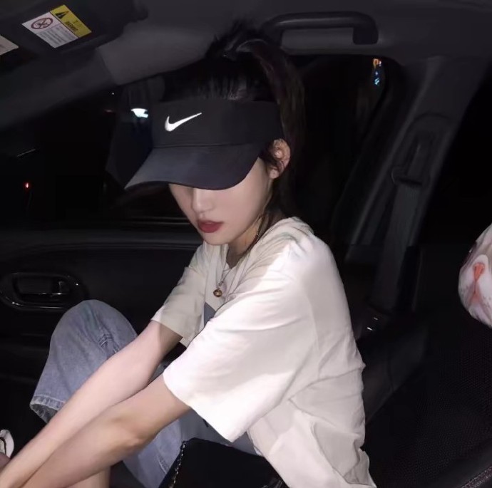 “      我并非无理取闹 我只记得那都是你答应我的             