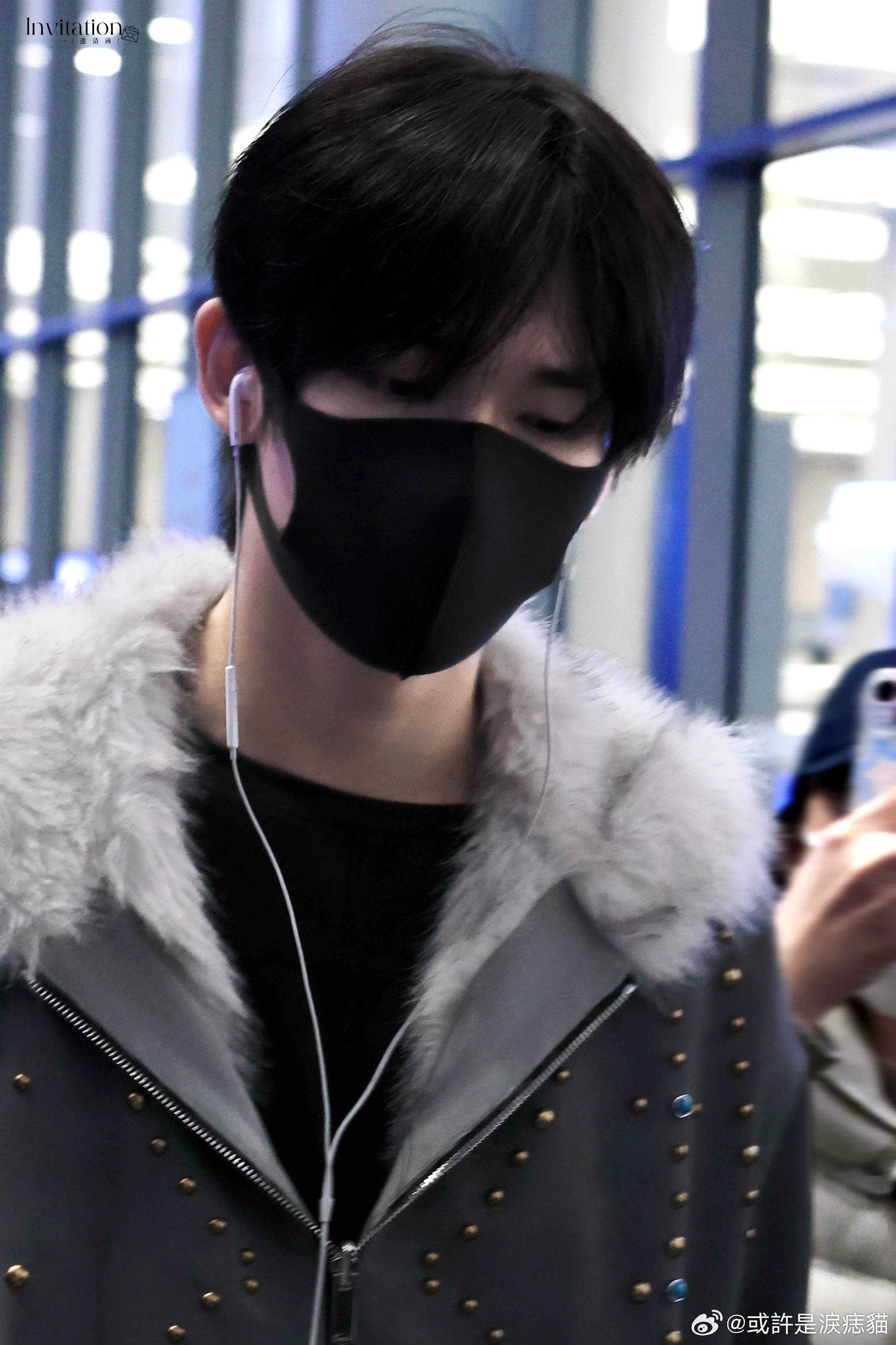 余宇涵想听粉丝叫自己余哥 谁能抵抗余宇涵的可爱请求，他都主动想听余哥了，必须全力